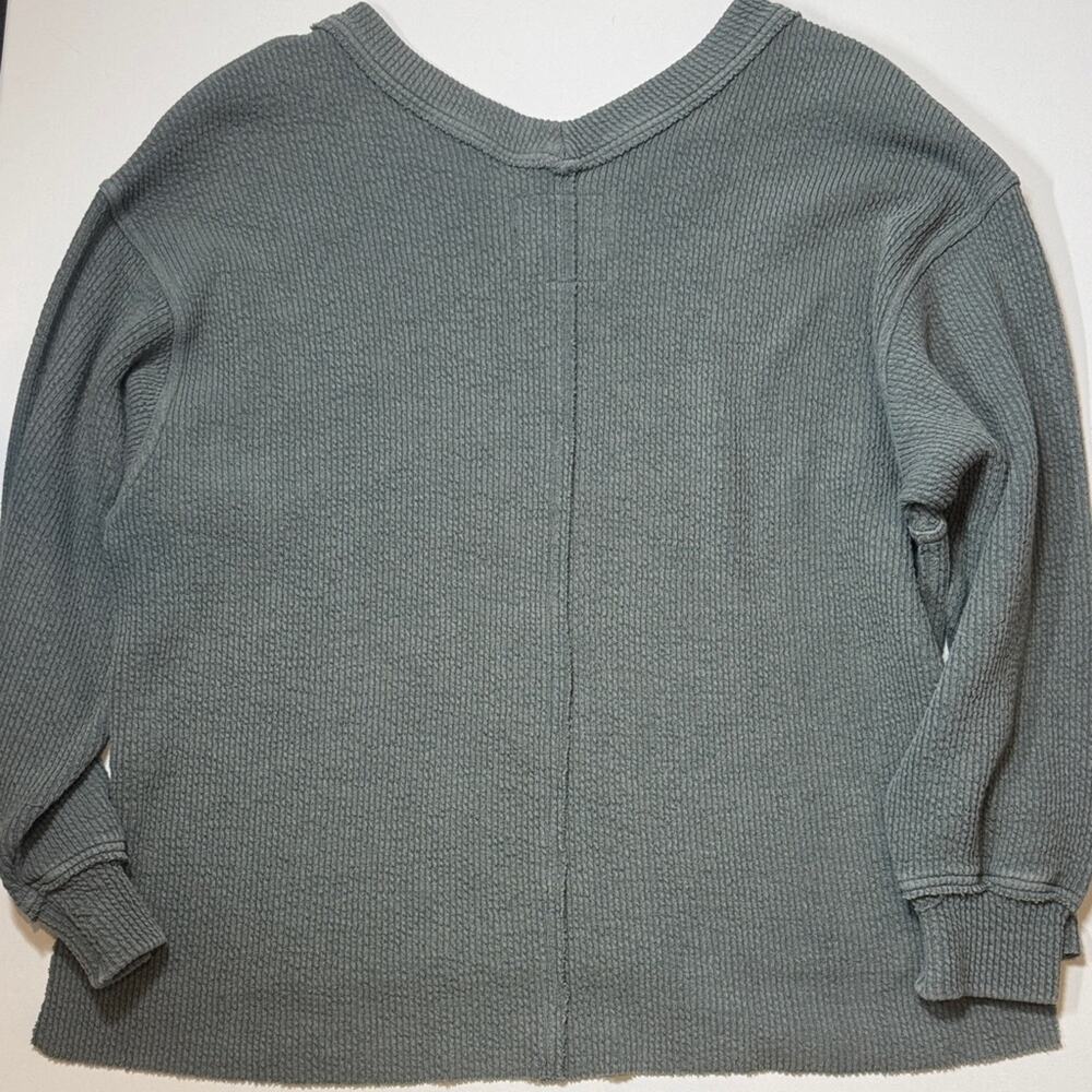 Aerie Washed Sage Green Waffle V‑Neck Pullover - Picture 4 of 4